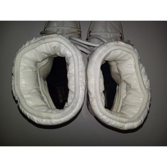Women's The Original Moon Boot White With Rose Gold Tone Hardware Size 7 1/2 - Picture 9 of 11